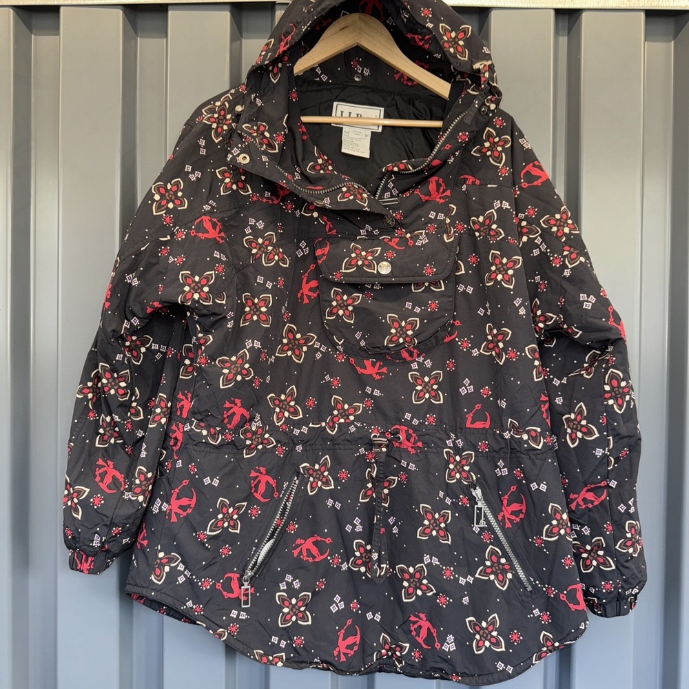 Vintage LL Bean Women's Anorak Jacket Pullover Hooded BlackRed Skier Motif Large